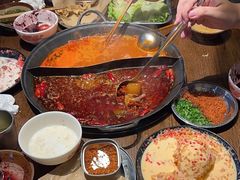 -萍姐火锅·公路夜市(武汉首店)