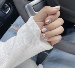 -CM.Nail美甲美睫