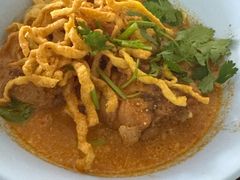 -Khao Soi Mae Manee