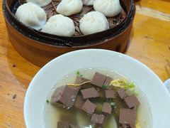 -上海特色小笼店(铁岭路90弄小区店)