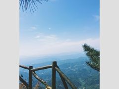 -罗田薄刀峰风景区