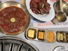 -草家酱蟹炭火烤肉店(珲春南路一店)