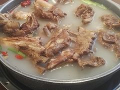 -亿诣蝎府炸酱面羊蝎子火锅(酷车小镇店)