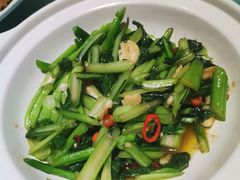 -吴记酱骨炖菜馆(西大直街店)