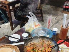 -富正毅三下锅·湘西韵味(天门山索道店)