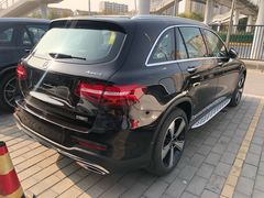 -天津波士信达奔驰4S店(卫津南路店)