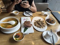 -東舍食唐精品陕菜馆
