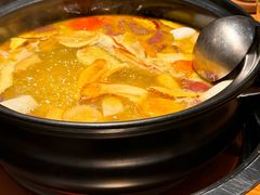 -一朵菌·野生菌探索家火锅(南亚店)