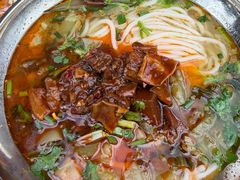 -花溪牛肉粉(八鸽岩店)