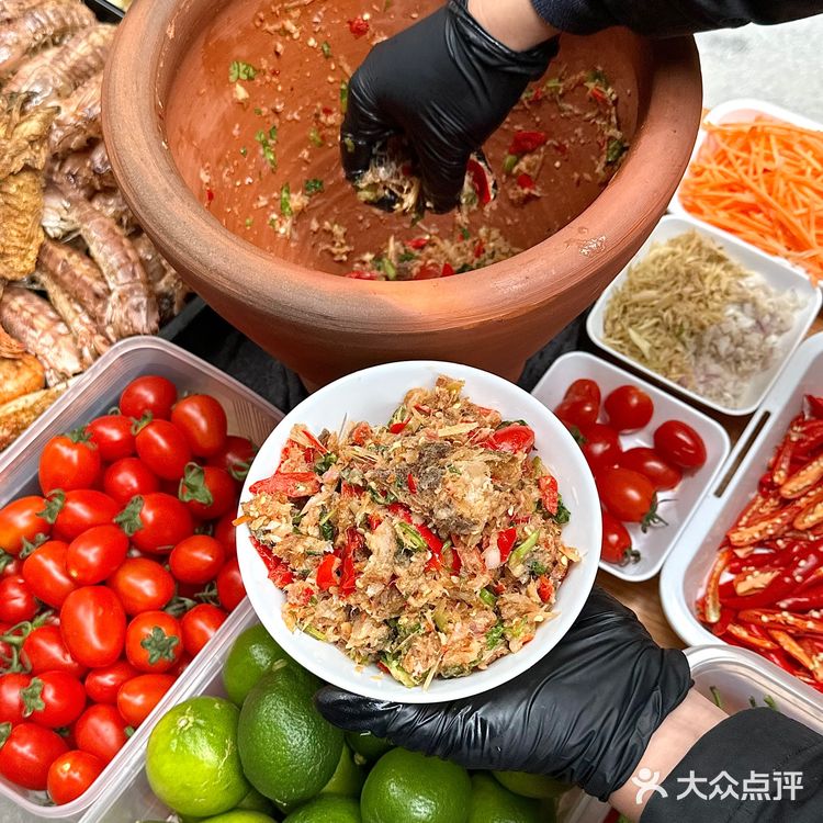 重庆新开的!就在黄泥磅!真的很泰很好吃啊!!!