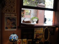 靠窗位-古董花园(思南路42弄小区店)