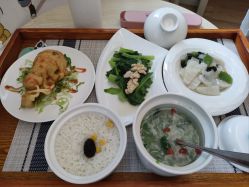 -诗安国际母婴会所 月子会所中心(市政府店)