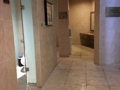 -秦皇国际大酒店健身中心