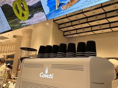 -HOT CRUSH趁热集合·现烤面包(环球港店)