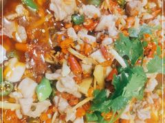 -兔行天下-鸿鹤鲜锅兔(中海国际店)