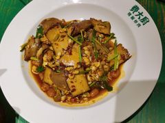 -费大厨辣椒炒肉(太平老街店)