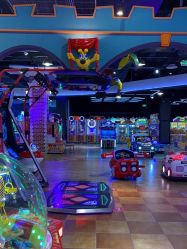 点击看大图 -卡通尼乐园·生日会(烟台永旺店)