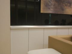 -中国建设银行(上海南京西路支行)