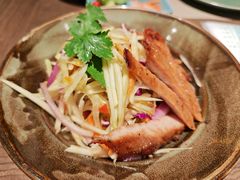 炭烧猪颈肉沙拉-安南越南餐厅(青岛万象城店)