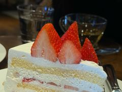 草莓蛋糕-HARBS(京都藤井大丸店)