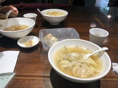 -笑来喜馄饨小笼工坊店(湖滨街店)