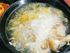 五花肉炖酸菜-欧阳家吊炉饼(九纬路店)