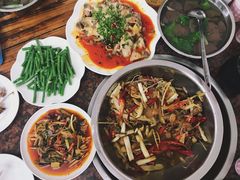-弓虽昌焖烧鸡(大竹林店)