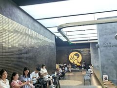 -喜茶(深圳万象城黑金店)