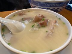 -沪西老弄堂面馆(定西路店)