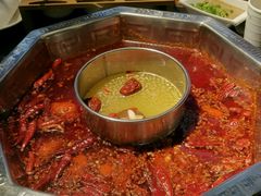 -陆派巴倒烫火锅(城东店)