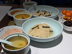 -裕兴记•蟹黄面馆(人民广场店)