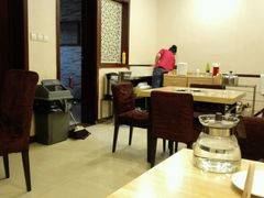 大堂-清真重庆巴爷香辣鸡煲(南小巷店)