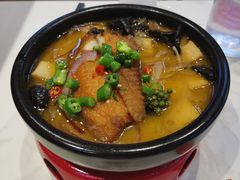 -渝是乎酸菜鱼·川渝小炒(新世界百货望京店)