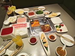 -海底捞火锅(杭州萧山宝龙广场店)