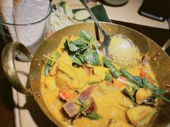 -来龙里 精致 东南亚餐室(万象城店)