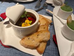 -弦月窗LUNETTE BY AMANDA(复兴路店)