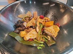 -醉人椒麻辣香锅(上地华联店)