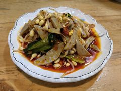 -一家人剪刀面(海伦国际店)