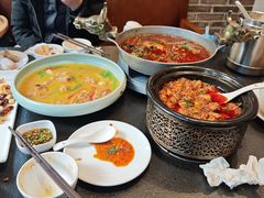 -万重锦·人文川菜馆(骡马市店)