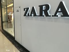 -ZARA(万达广场二七店)