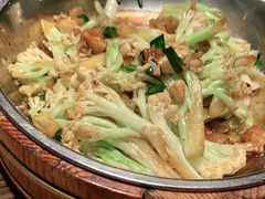 -爱碗亭·鲜炒湖南菜(壹城中心店)