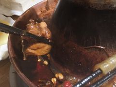-超越炭火牛蛙火锅鸡(河东店)