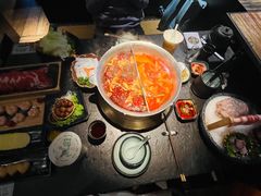 -湊湊火锅·茶憩(新中关购物中心店)