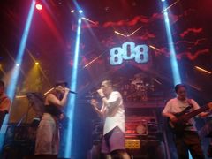 -808 LiveHouse