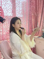 -欣薇婚纱(新源乐汇城店)