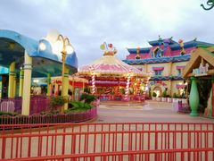 -七彩云南欢乐世界