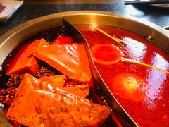 -小天鹅火锅·一线江景洪鼎旗舰店(洪崖洞店)