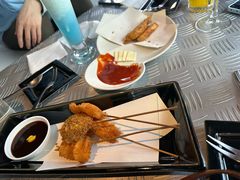 -穹六人间 people 6(岳阳路店)