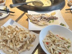 -陈大锅·岳阳鱼馆·地道岳阳菜(美食街店)