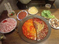 -萍姐火锅·公路夜市(武汉首店)